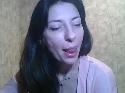 LissaBlossom online show from February 1, 2025, 8:50 am