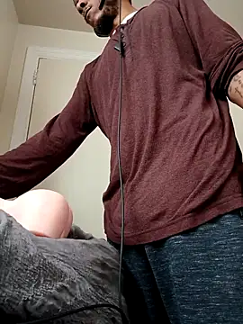 Snapshot of MrDaddyBbSnake chatting on February 12, 2025, 7:56 pm MrDaddyBbSnake online show from February 12, 2025, 7:56 pm
