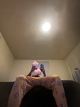 Snapshot of MrDaddyBbSnake chatting on February 26, 2025, 2:37 am MrDaddyBbSnake online show from February 26, 2025, 2:37 am