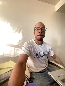 Snapshot of MrDaddyBbSnake chatting on September 9, 2025, 10:31 pm MrDaddyBbSnake online show from September 9, 2025, 10:31 pm