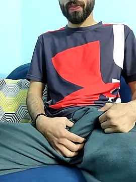 TOPMOON001 online show from February 25, 2025, 11:41 am