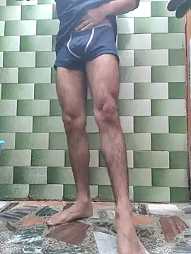 TOPMOON001 online show from February 23, 2026, 9:39 am