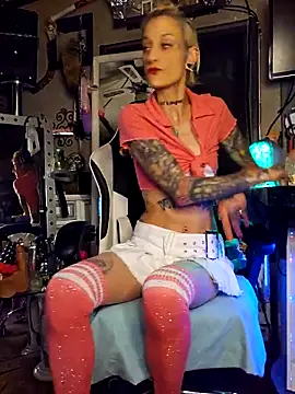 MissParadise40 online show from November 3, 2025, 11:15 pm