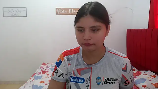 diva sexyhot online show from January 15, 2025, 2:35 pm