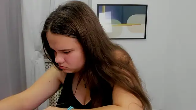 AdeleCruz online show from February 7, 2025, 11:12 am