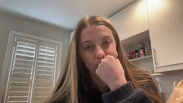 Ella-82 online show from February 24, 2025, 6:15 pm