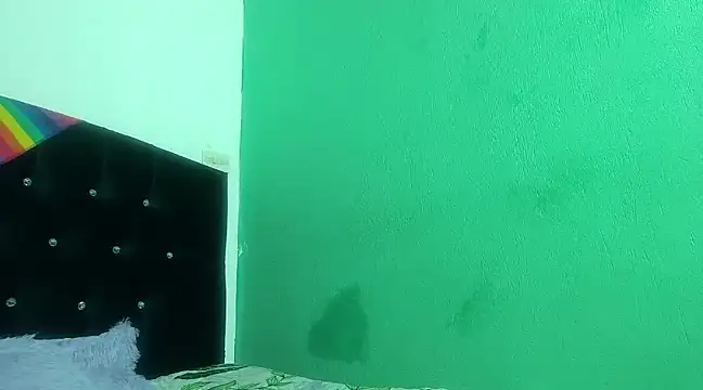 boysLittle online show from March 21, 2025, 12:06 pm