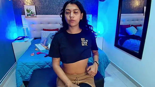 gabriela cortez online show from February 24, 2025, 9:09 pm