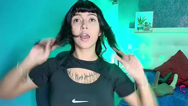 gabriela cortez online show from March 7, 2025, 7:38 pm