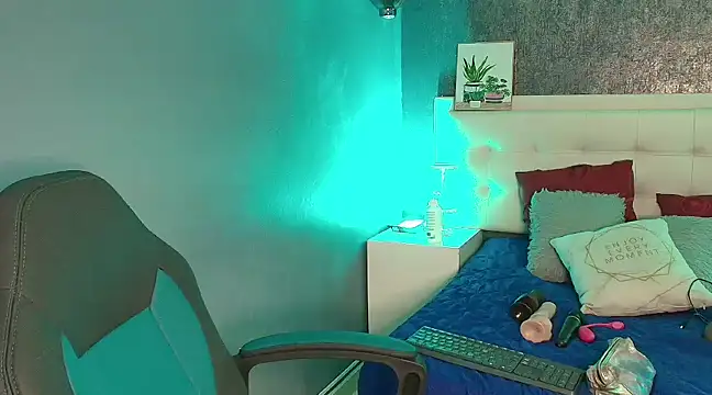 gabriela cortez online show from March 11, 2025, 7:25 pm