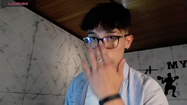 tim  fox online show from November 18, 2025, 12:20 pm