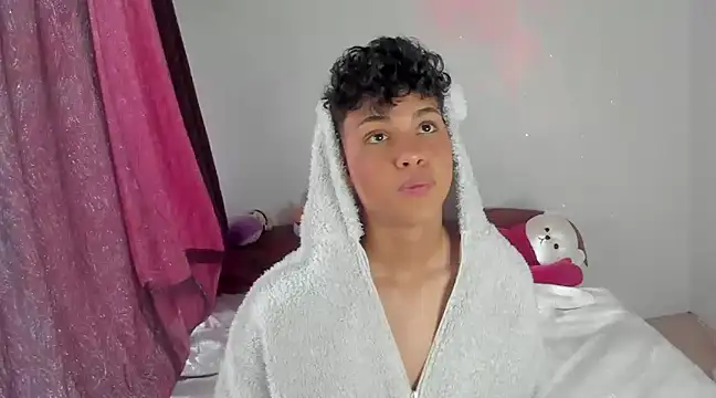 dani angels   online show from January 12, 2025, 8:57 pm