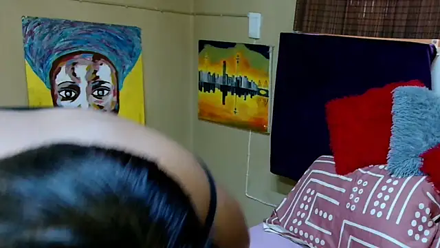 PEBBLES365 online show from October 20, 2025, 6:36 am