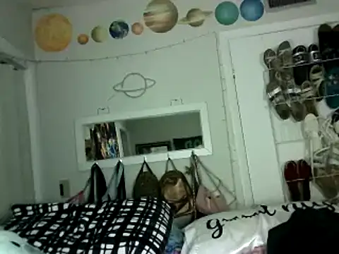 Snapshot of nikkikittyx3 chatting on March 5, 2025, 6:23 am nikkikittyx3 online show from March 5, 2025, 6:23 am