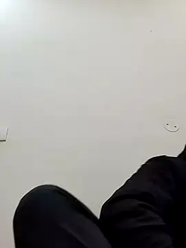 Snapshot of 13lusty chatting on January 8, 2025, 11:21 am 13lusty online show from January 8, 2025, 11:21 am