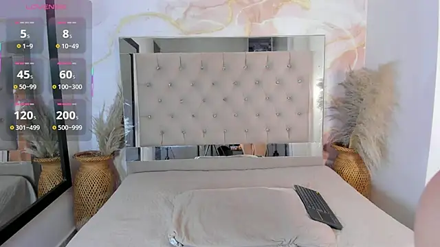 Snapshot of Sara_conde chatting on September 27, 2025, 7:41 pm Sara conde online show from September 27, 2025, 7:41 pm