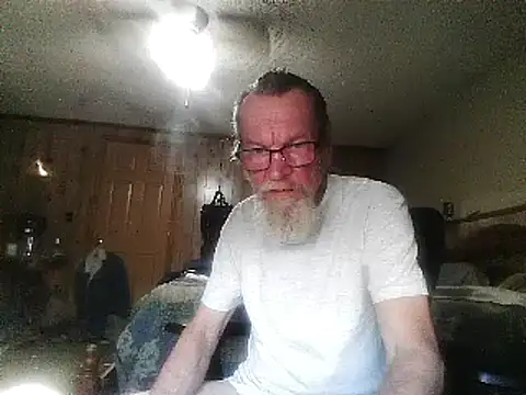 Snapshot of Aldick68 chatting on March 9, 2025, 10:19 pm Aldick68 online show from March 9, 2025, 10:19 pm