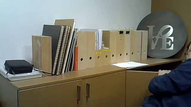 Cellino4 online show from February 12, 2025, 5:16 pm