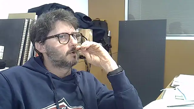 Cellino4 online show from March 8, 2025, 10:43 am