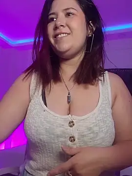 zoes milee online show from October 8, 2025, 11:30 am