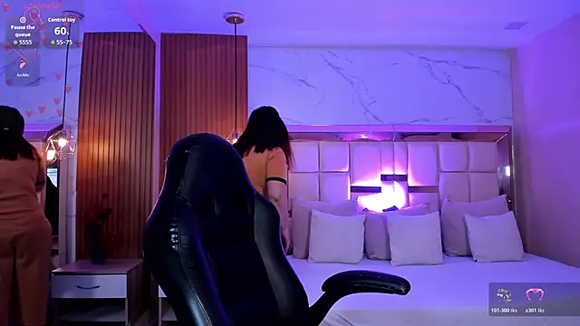 zoes milee online show from February 20, 2026, 11:54 am