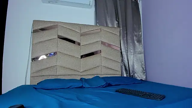 RubiSharqui  online show from February 4, 2026, 12:22 pm