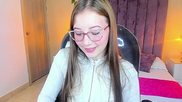 Dahlia Rousse online show from November 28, 2025, 4:59 am