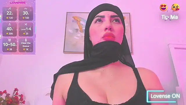 Snapshot of taylorsmiiith_ chatting on December 4, 2025, 8:17 pm taylorsmiiith online show from December 4, 2025, 8:17 pm