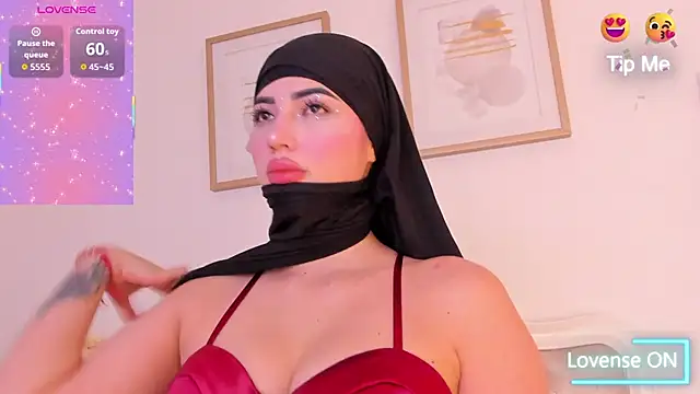 Snapshot of taylorsmiiith_ chatting on February 16, 2026, 3:19 pm taylorsmiiith online show from February 16, 2026, 3:19 pm