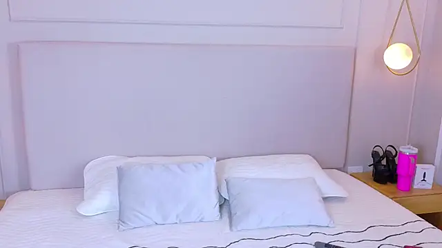 AlynAllen online show from March 11, 2025, 7:25 pm