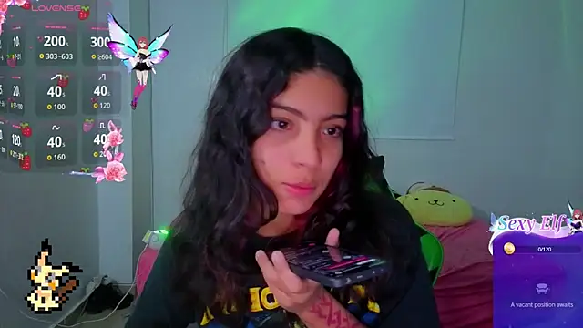 Lovelyamyy online show from February 5, 2026, 3:44 am