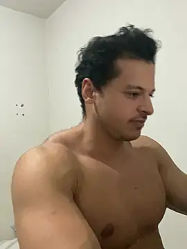 Lucasfit24 online show from February 15, 2025, 11:58 pm