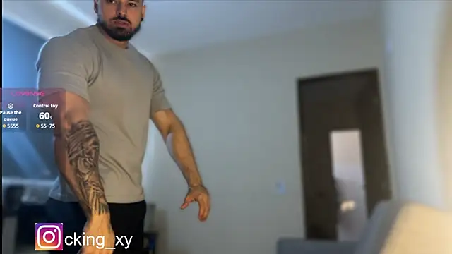 Lucasfit24 online show from October 8, 2025, 3:53 pm