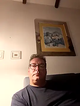 MountJohnXL online show from January 26, 2025, 2:24 am