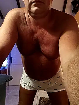 MountJohnXL online show from March 6, 2025, 12:54 am