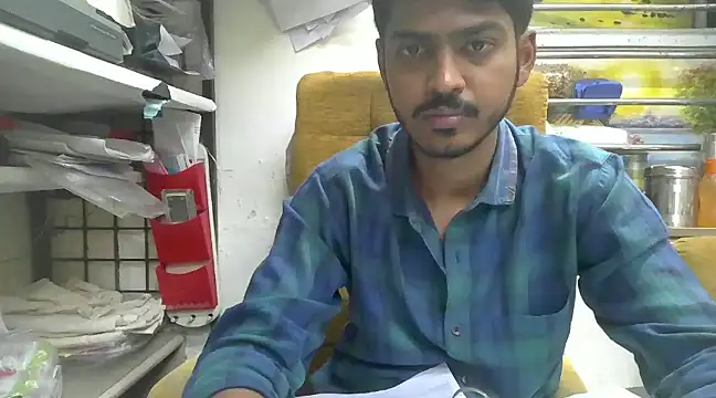 cute modell online show from January 20, 2025, 11:56 am