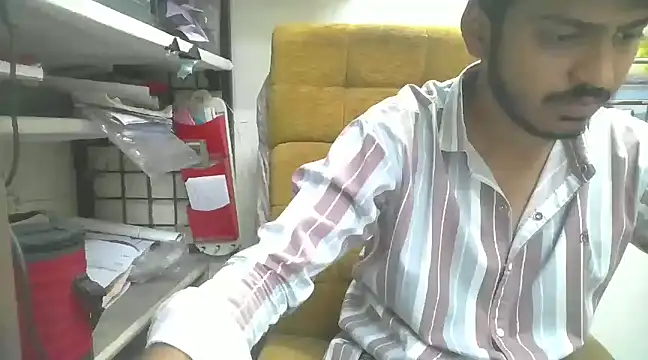 cute modell online show from February 25, 2025, 11:19 am