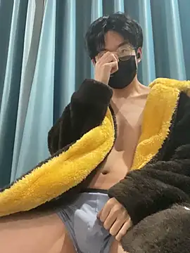 yfx468 online show from February 27, 2025, 4:32 pm