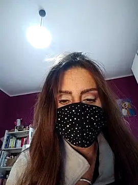 Akemi rossi online show from November 13, 2025, 12:37 pm