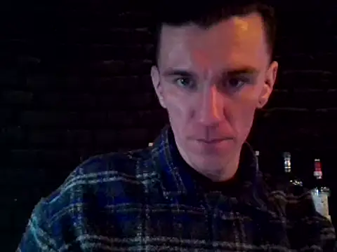 NathanNate0410 online show from January 14, 2025, 8:15 pm