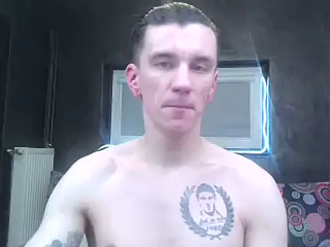 NathanNate0410 online show from March 17, 2025, 9:02 pm