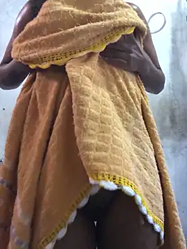 PretinhaOfc online show from December 19, 2025, 6:37 pm