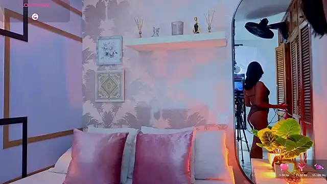 CharlotteGraay online show from March 30, 2026, 7:37 pm