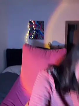 Snapshot of Mylaya chatting on January 19, 2025, 6:10 pm Mylaya online show from January 19, 2025, 6:10 pm