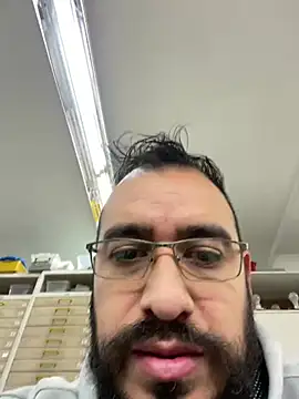 Snapshot of leonardohot1987 chatting on January 14, 2025, 4:50 pm leonardohot1987 online show from January 14, 2025, 4:50 pm