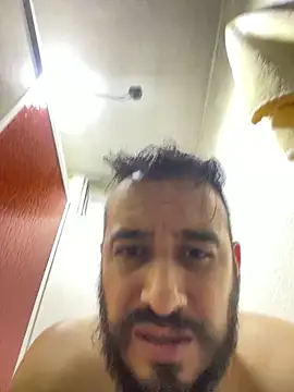 Snapshot of leonardohot1987 chatting on January 20, 2025, 2:32 am leonardohot1987 online show from January 20, 2025, 2:32 am