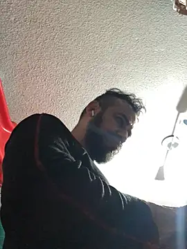 Snapshot of leonardohot1987 chatting on January 21, 2025, 5:16 am leonardohot1987 online show from January 21, 2025, 5:16 am