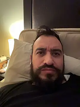 Snapshot of leonardohot1987 chatting on November 8, 2025, 5:07 am leonardohot1987 online show from November 8, 2025, 5:07 am