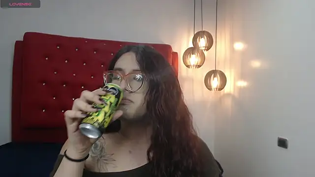 kathepickmanx online show from December 14, 2025, 3:34 am