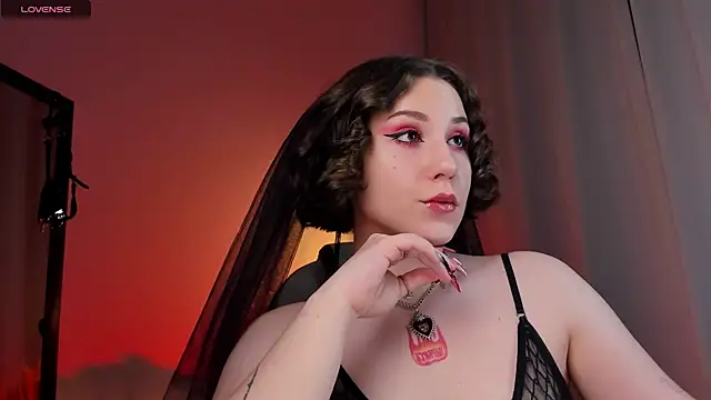 Eva Moss  online show from February 19, 2025, 8:52 pm